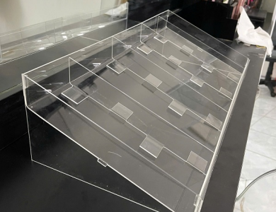 Kệ Mica Trưng Bày Sản Phẩm